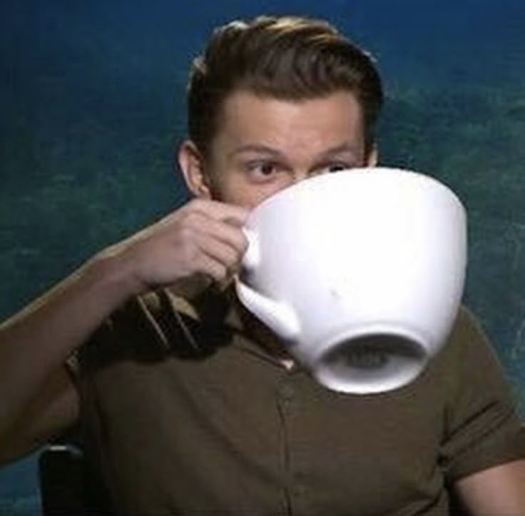 The current image has no alternative text. The file name is: tea.jpg